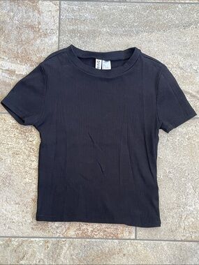 H&M Divided Black Ribbed Basic Top